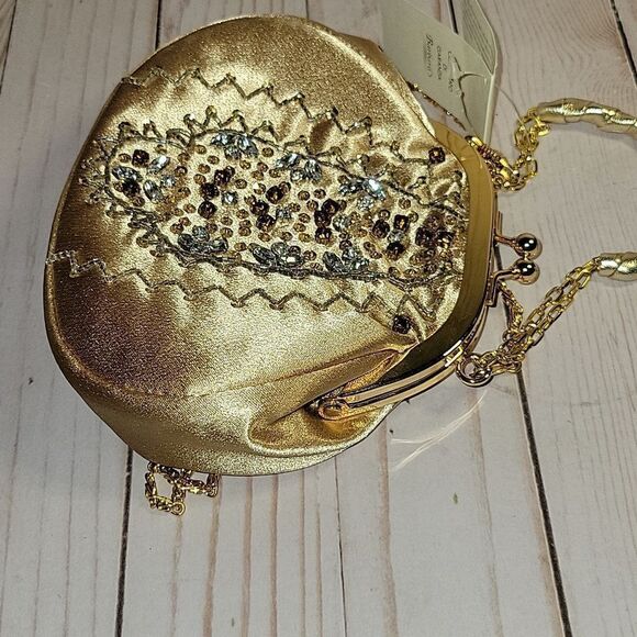 Gorgeous BARBARA Pelletarria Italy Clutch Satin Beaded  Bag  Gold NWT - Picture 7 of 13